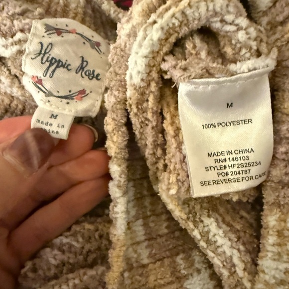 Hippie Rose Cream and Pink Turtleneck Sweater - Picture 4 of 6